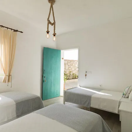 酒店 Koop' / Eski 4*