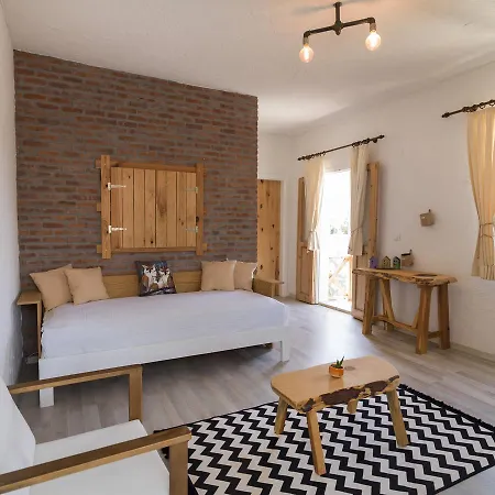 酒店 Koop' / Eski 4*