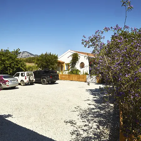 Koop' / Eski فندق داتْشا