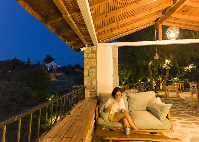 Koop' / Eski Ξενοδοχείο