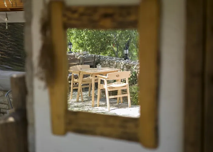 Koop' / Eski Ξενοδοχείο