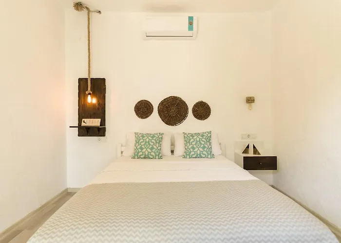 Ξενοδοχείο Koop' / Eski